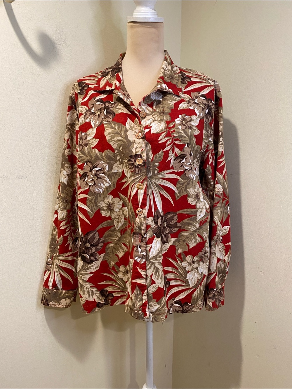 220 Hickory Linen Tropical Floral Button-Up Shirt in Red and Olive Sz L